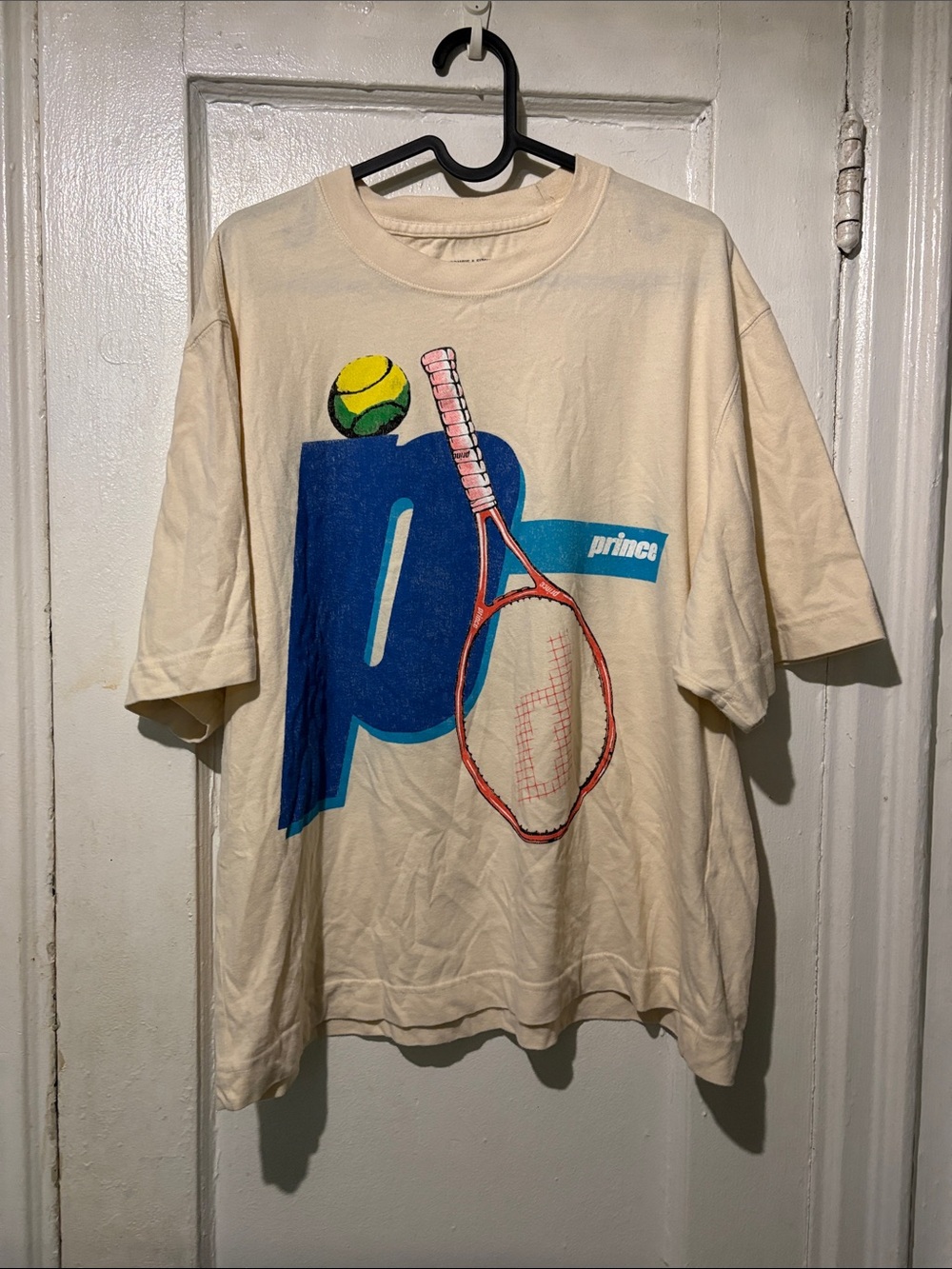 Abercrombie & Fitch Cream Tee with Blue, Red & Yellow Tennis Graphic